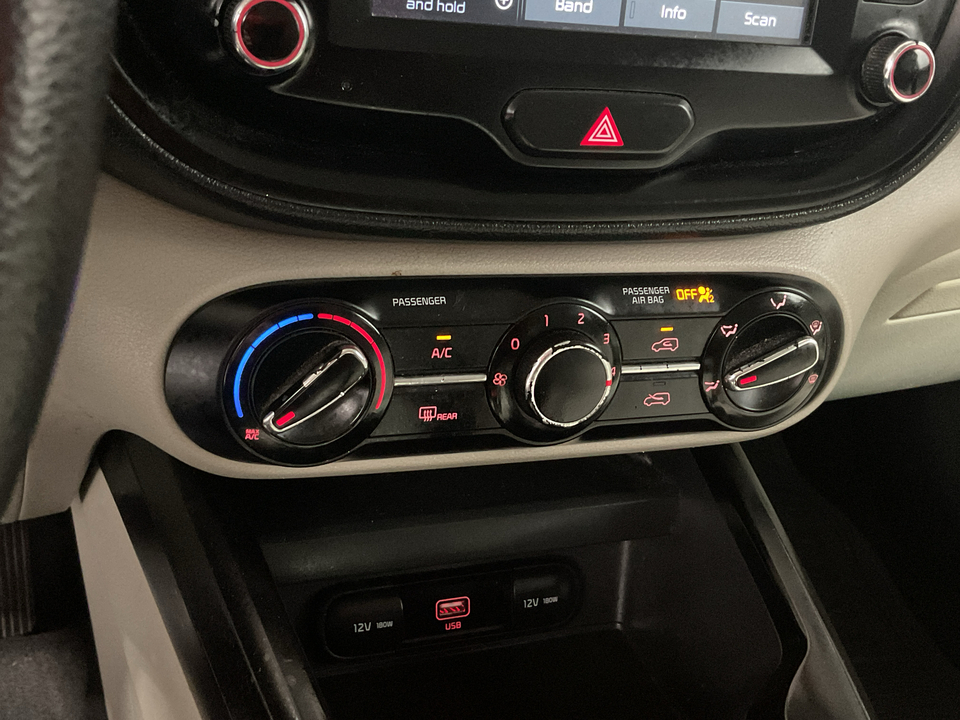 2020 Kia Soul LX CVT