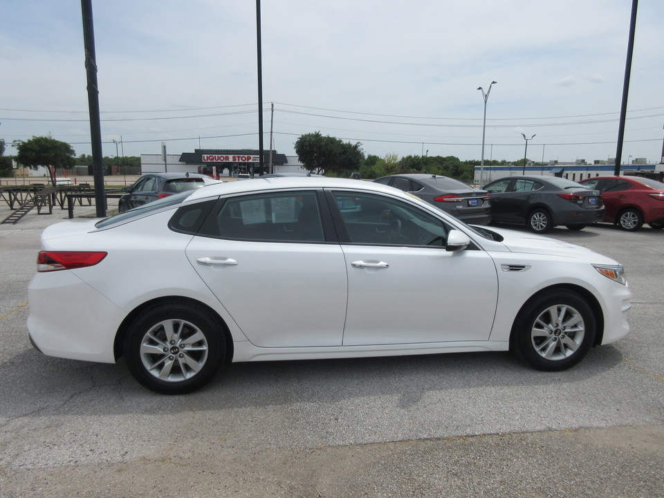 2016 Kia Optima LX