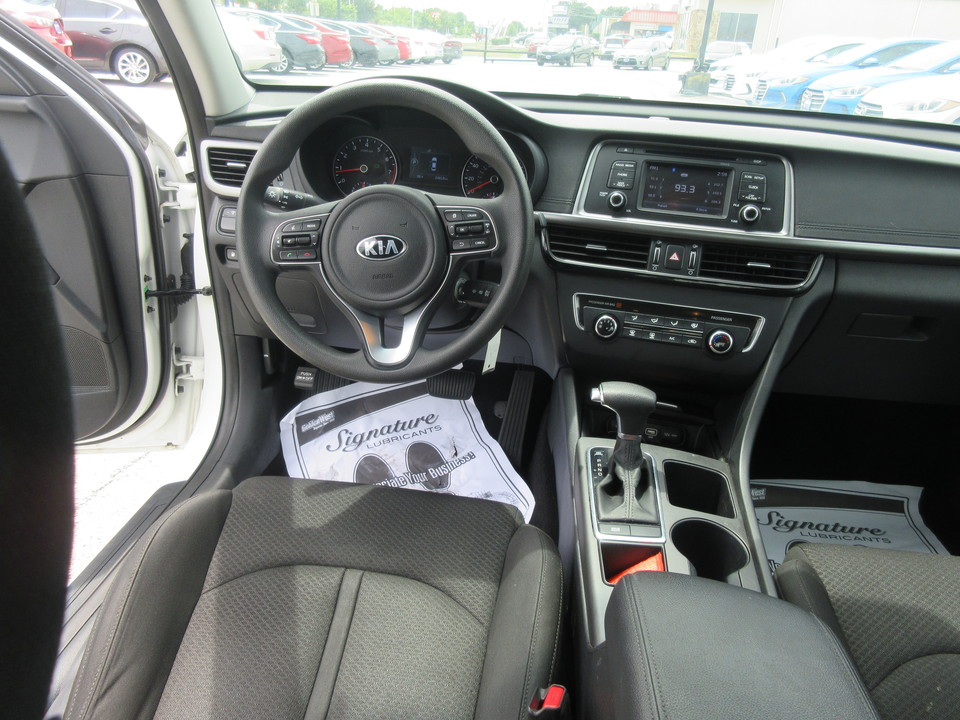 2016 Kia Optima LX
