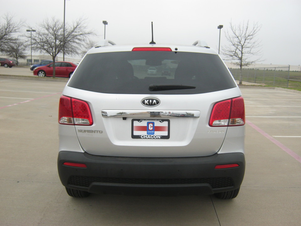 2011 Kia Sorento LX 2WD