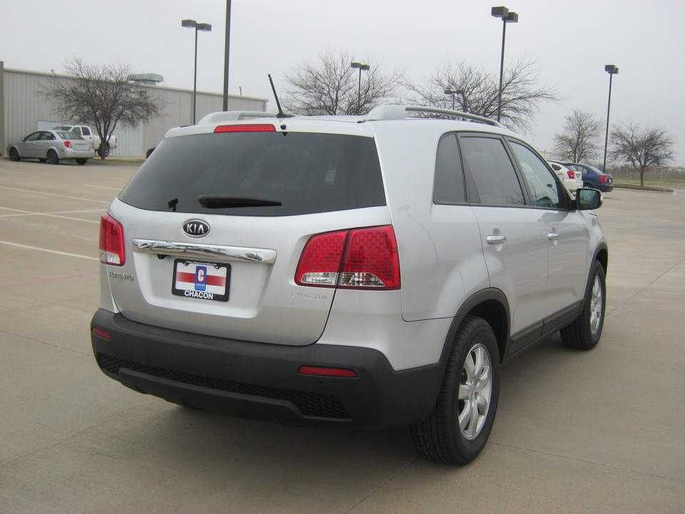 2011 Kia Sorento LX 2WD