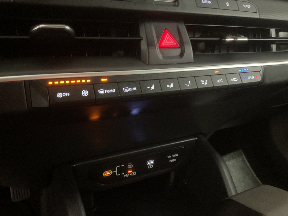 2025 Kia K4 LX