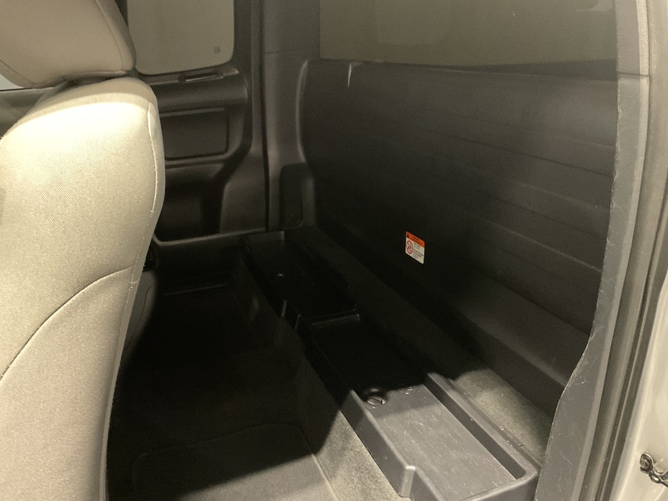 2017 Toyota Tacoma SR5 Access Cab I4 6AT 2WD