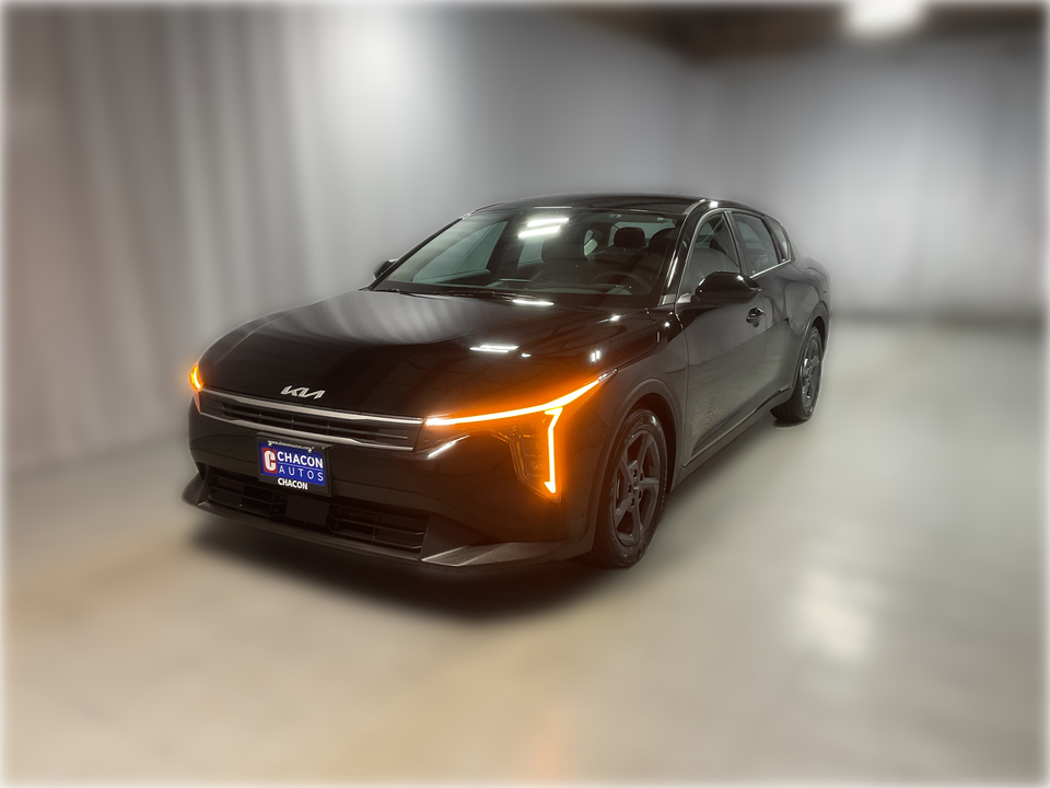 2025 Kia K4 LX