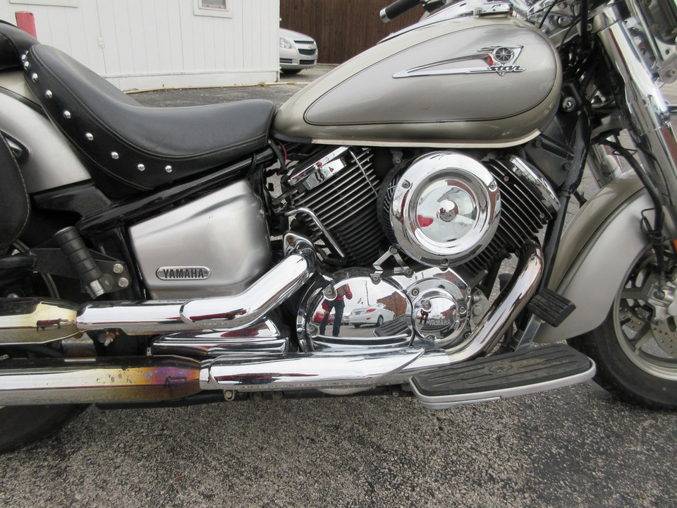 2006 Yamaha XVS1100 -