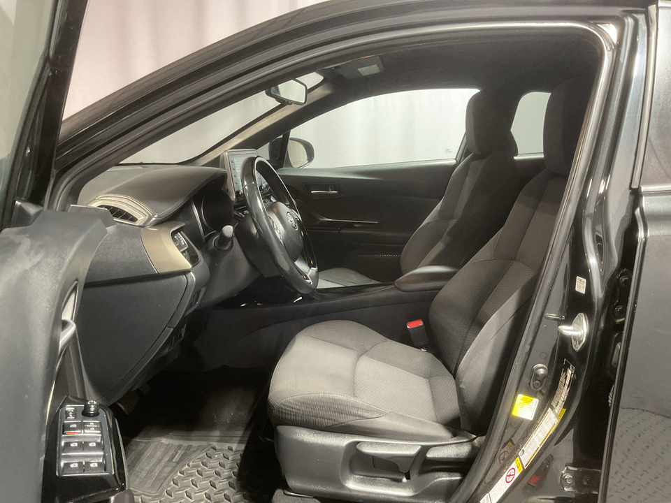 2019 Toyota C-HR LE