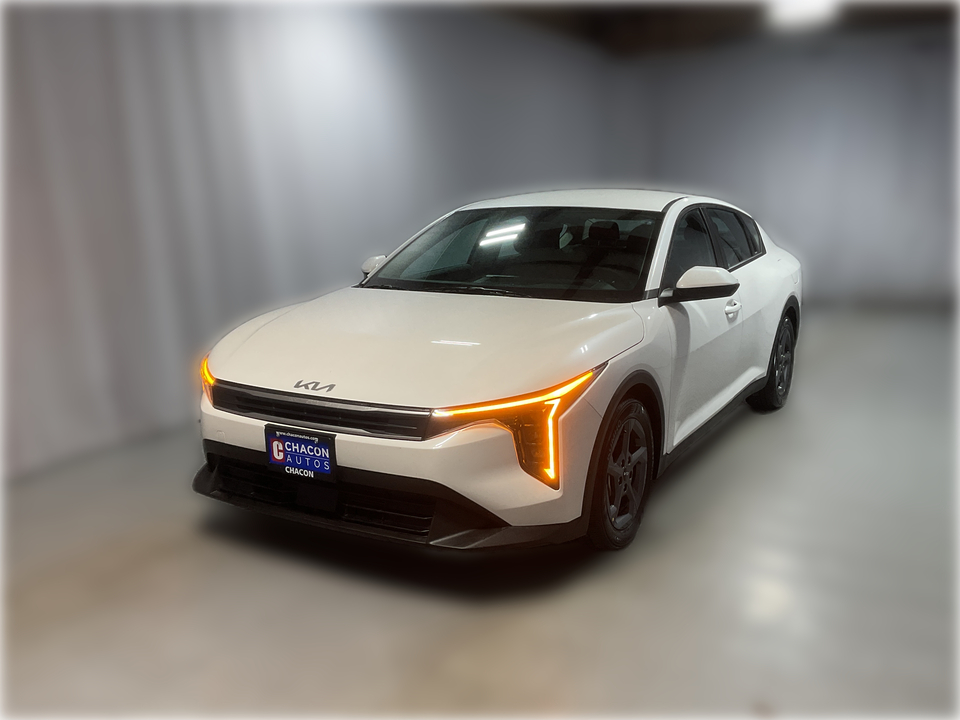 2025 Kia K4 LX