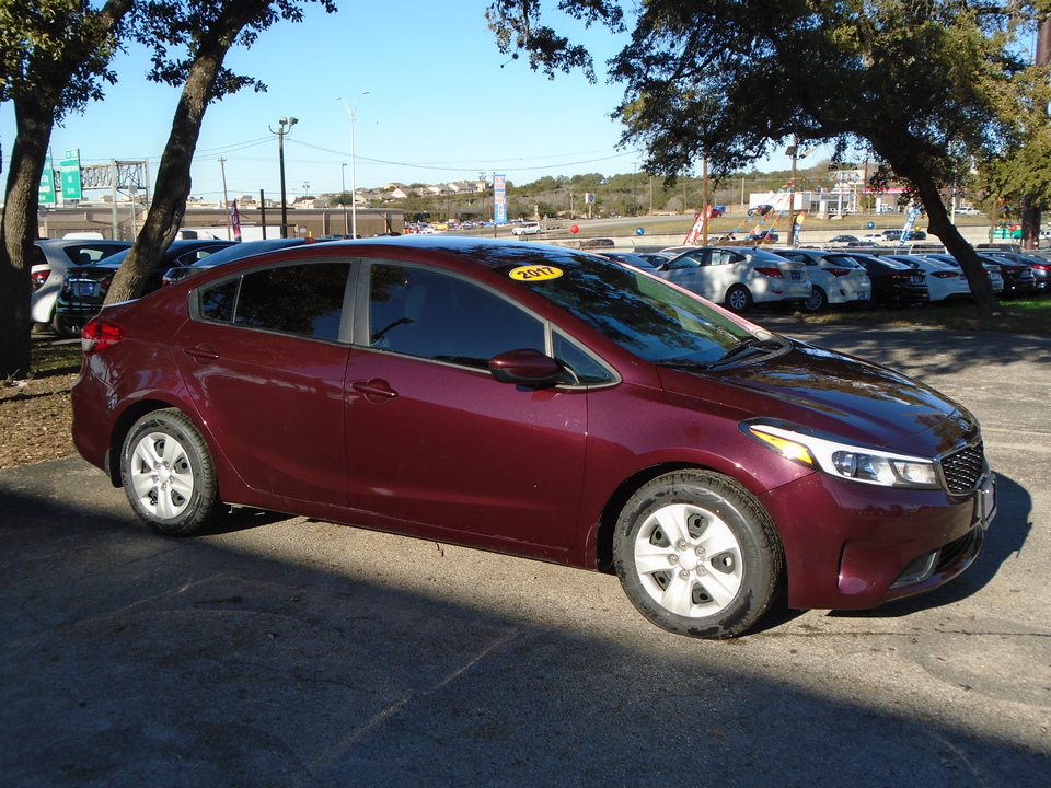 Used 2017 Kia Forte LX 6A for Sale - Chacon Autos