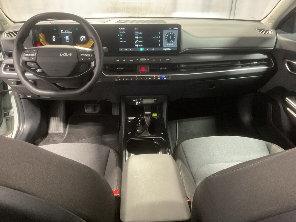 2025 Kia K4 LX