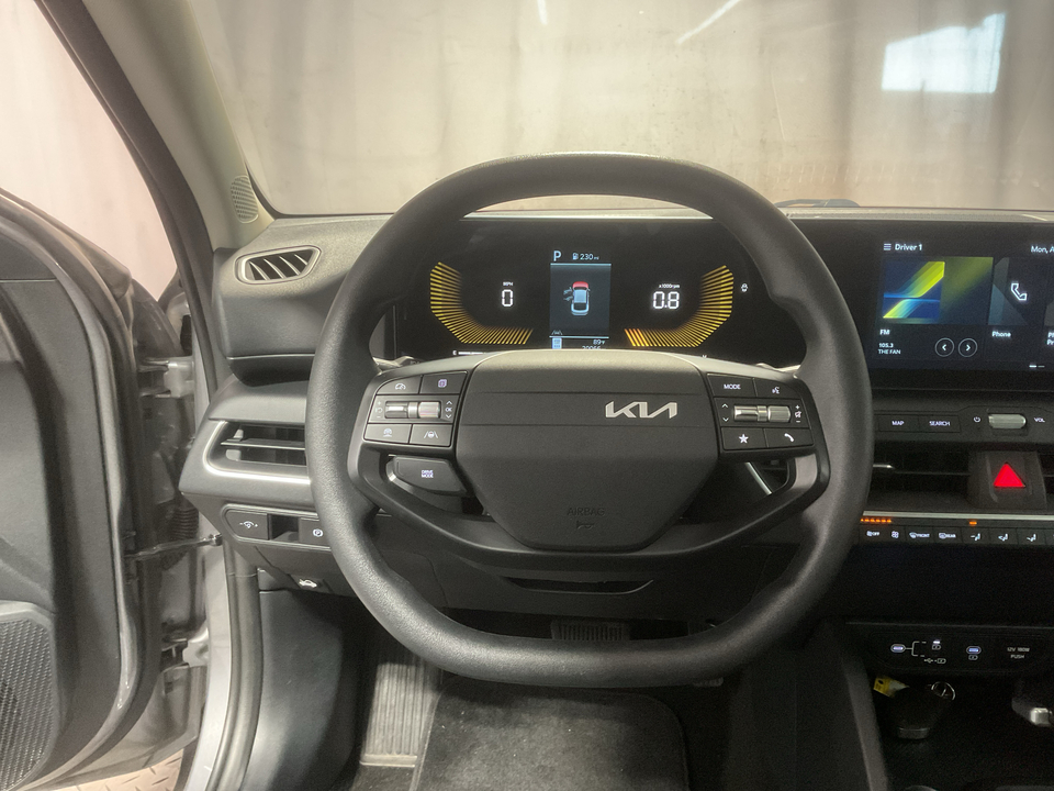 2025 Kia K4 LX