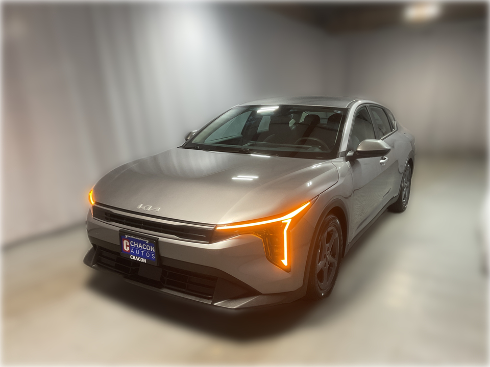 2025 Kia K4 LX