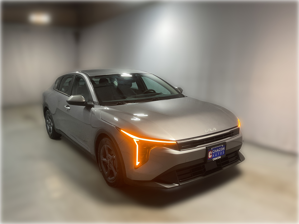 2025 Kia K4 LX