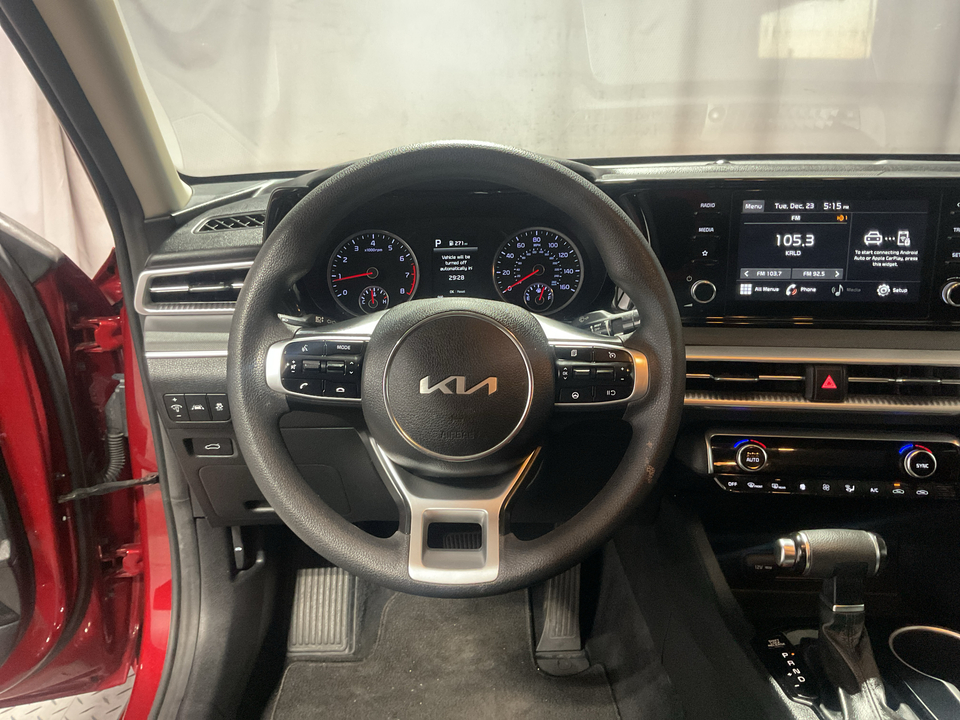 2022 Kia K5 LXS