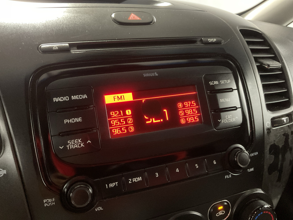 2017 Kia Forte LX 6A