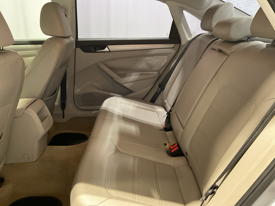 2015 Volkswagen Passat S PZEV 6A