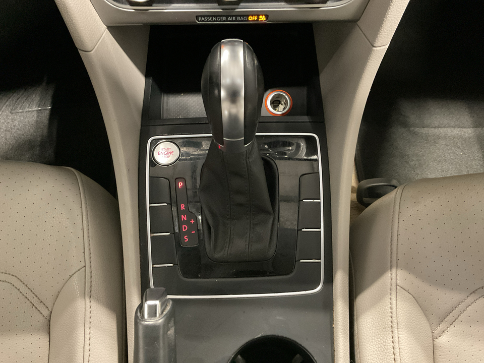 2015 Volkswagen Passat S PZEV 6A
