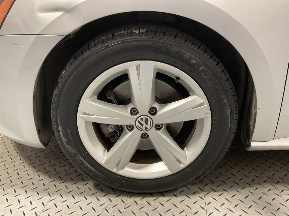 2015 Volkswagen Passat S PZEV 6A