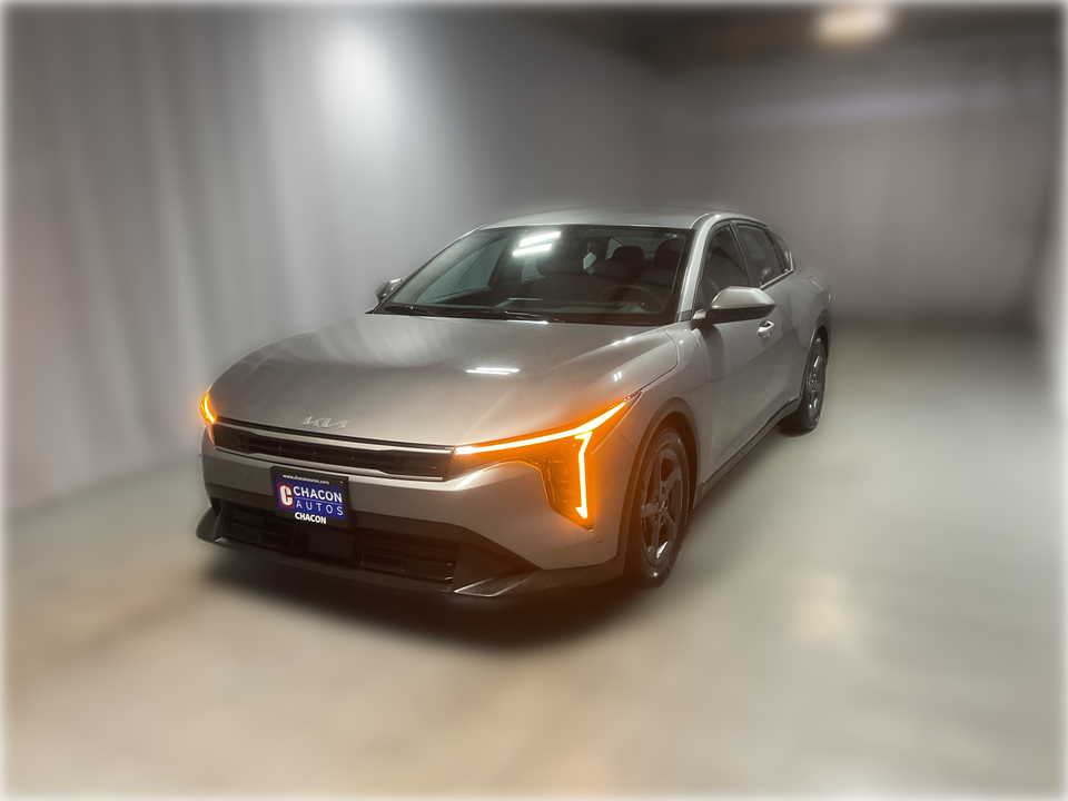 2025 Kia K4 LX