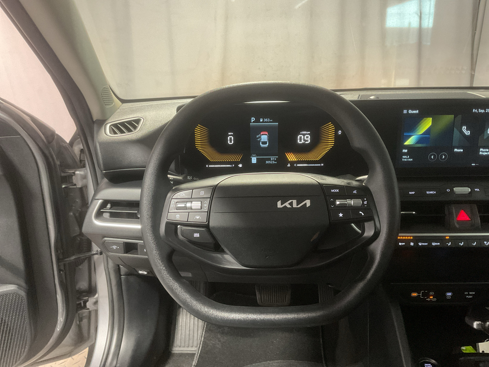 2025 Kia K4 LX