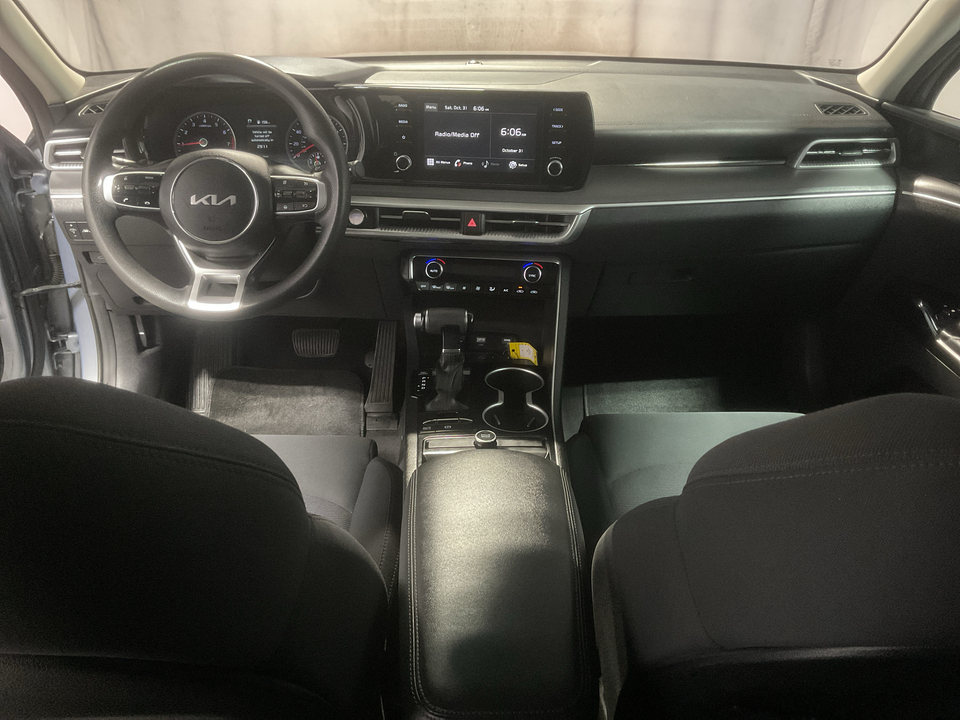 2022 Kia K5 LXS