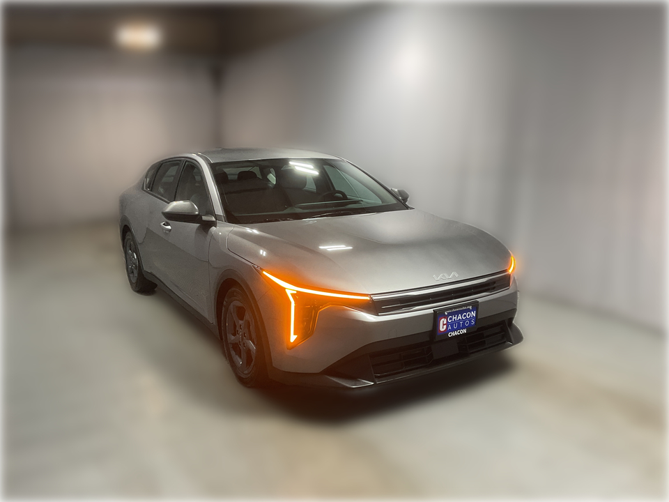 2025 Kia K4 LX