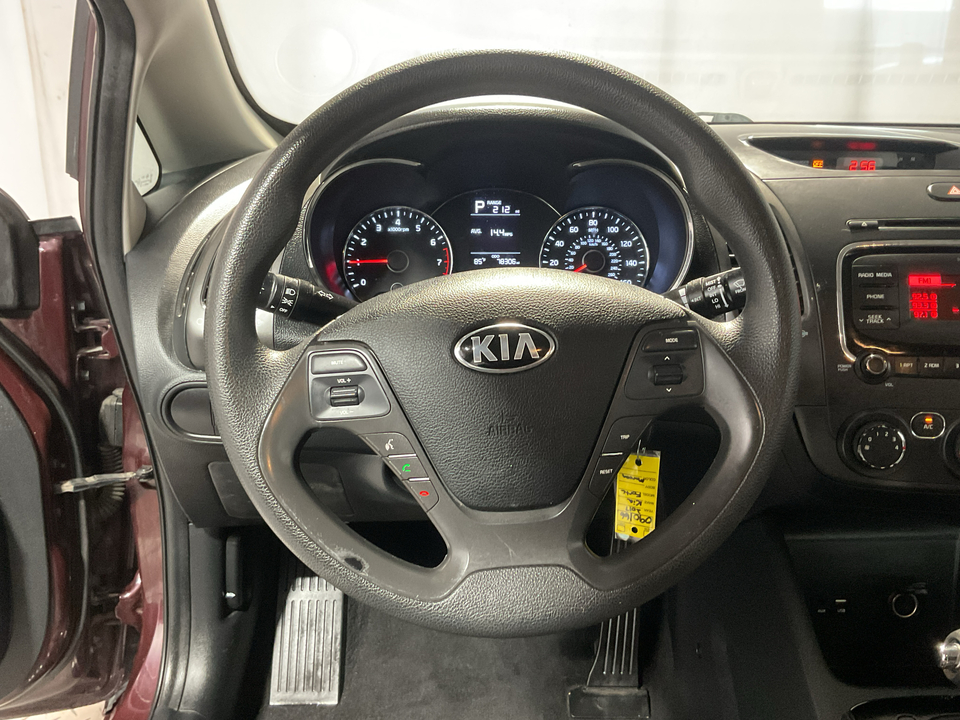 2017 Kia Forte LX 6A