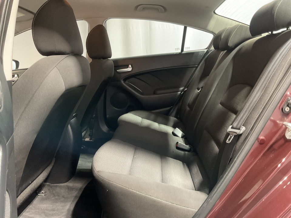 2017 Kia Forte LX 6A