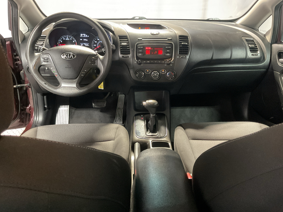 2017 Kia Forte LX 6A