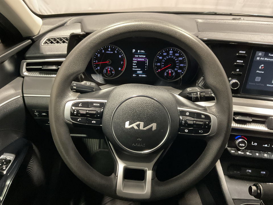 2022 Kia K5 LXS