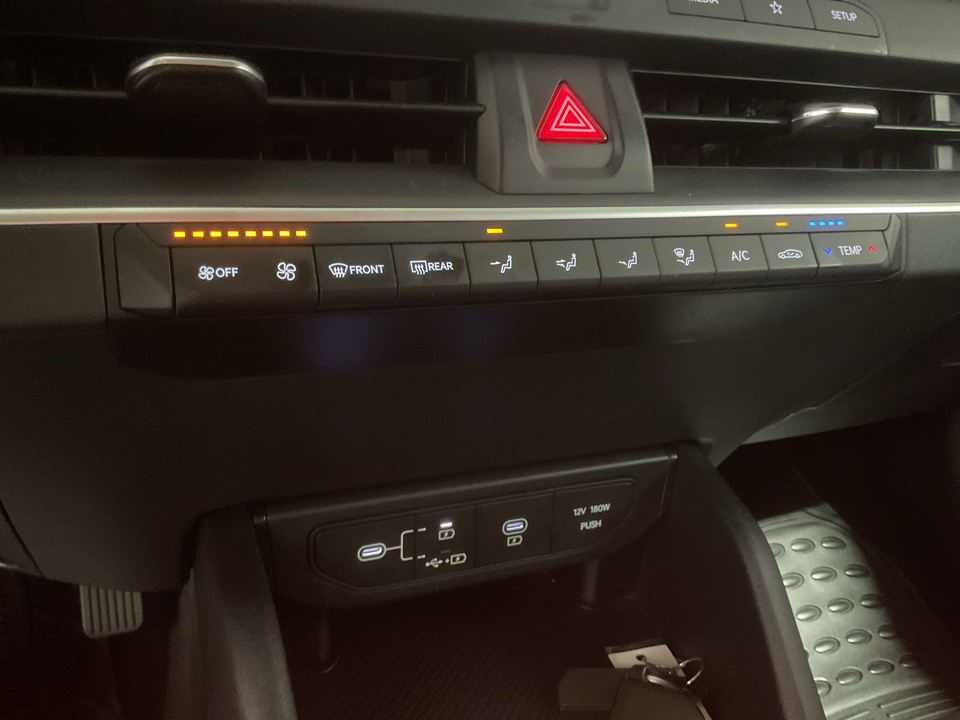 2025 Kia K4 LX