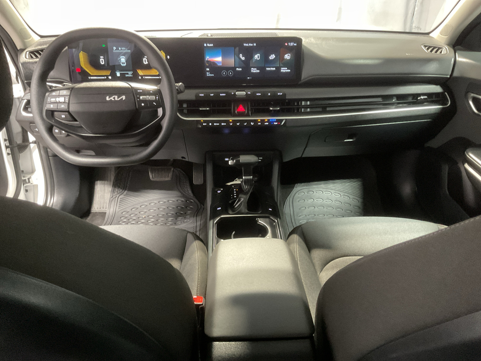 2025 Kia K4 LX
