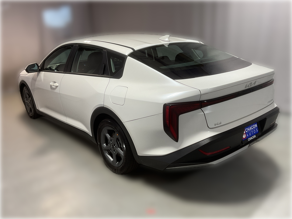 2025 Kia K4 LX