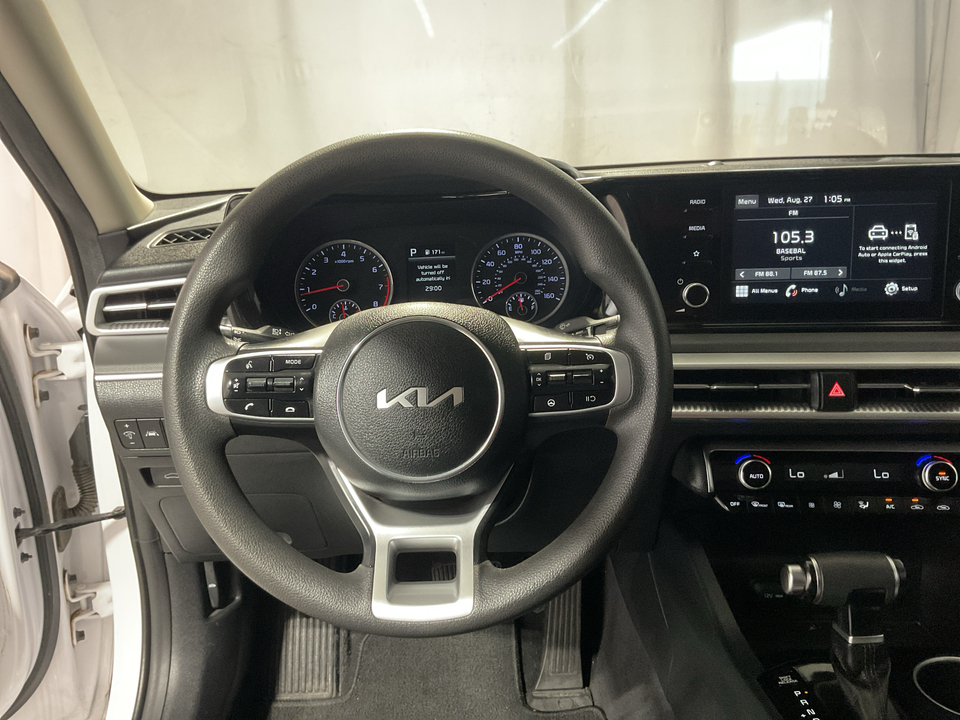 2022 Kia K5 LXS