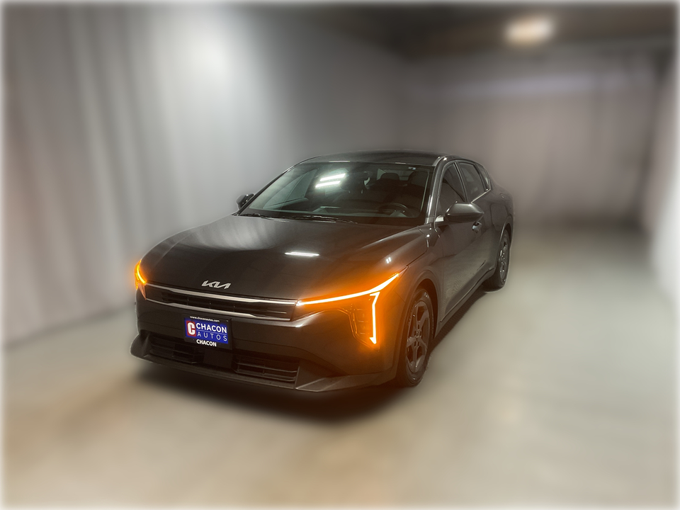 2025 Kia K4 LX