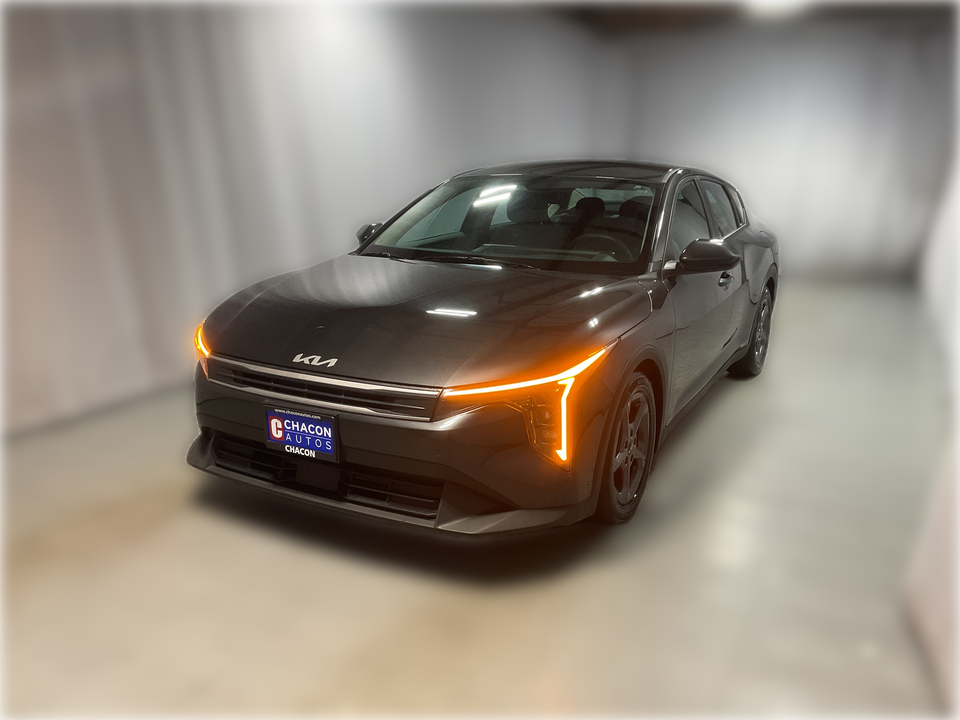 2025 Kia K4 LX