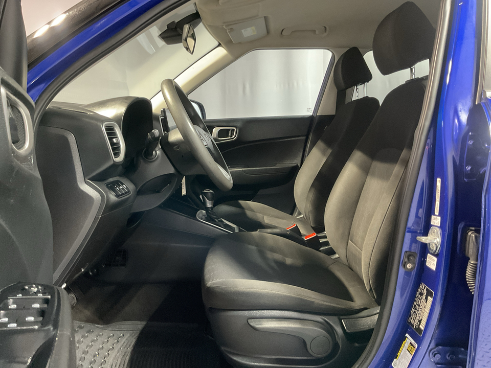 2021 Hyundai Venue SE