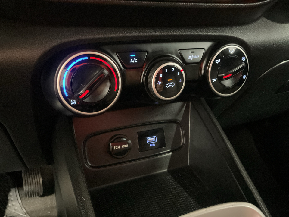 2021 Hyundai Venue SE