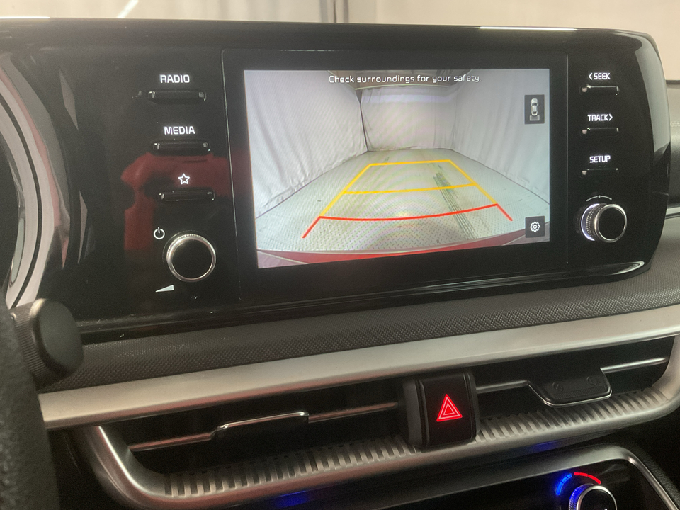 2022 Kia K5 LX