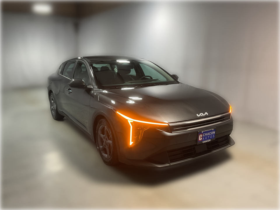 2025 Kia K4 LX