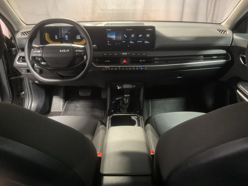 2025 Kia K4 LX