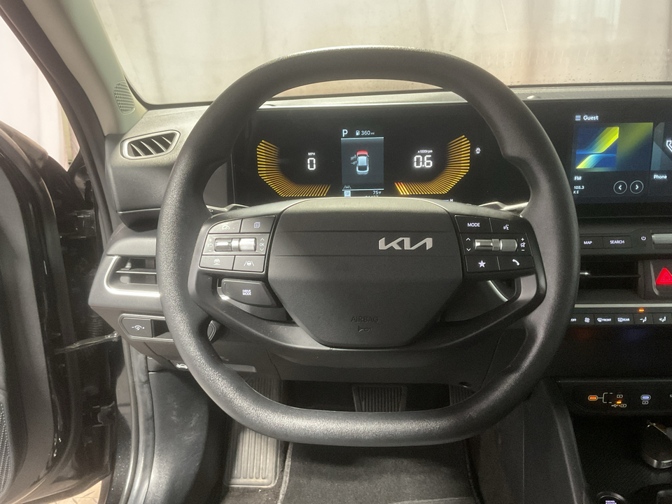 2025 Kia K4 LX