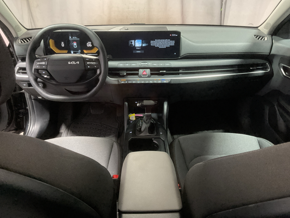 2025 Kia K4 LX
