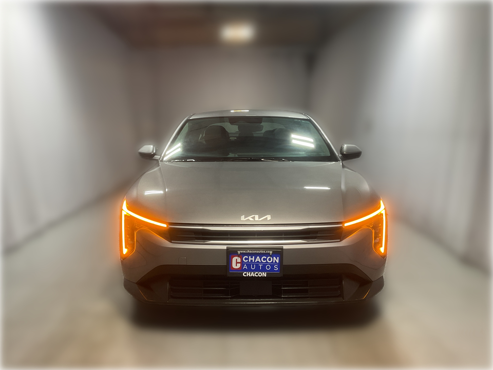 2025 Kia K4 LX