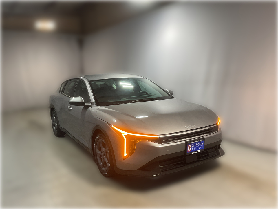 2025 Kia K4 LX