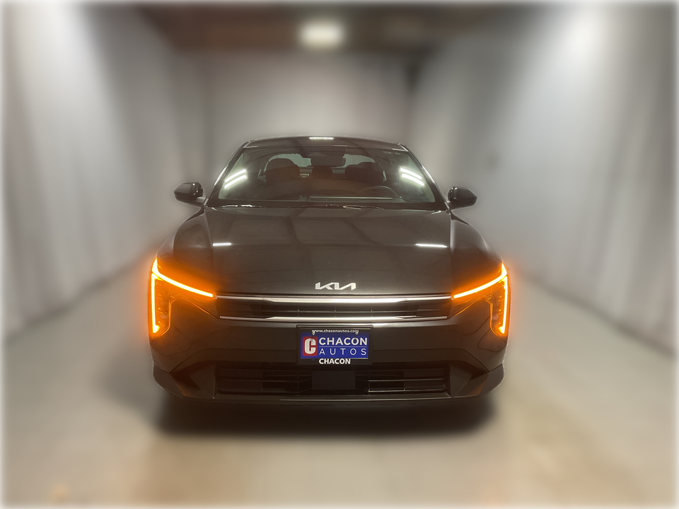 2025 Kia K4 LX