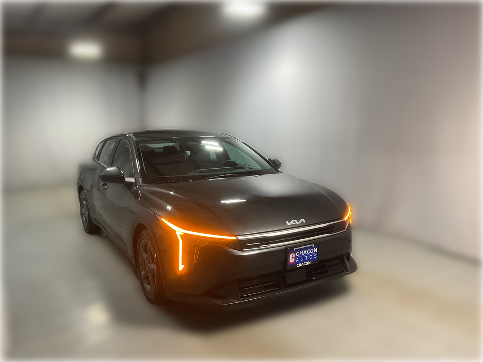 2025 Kia K4 LX