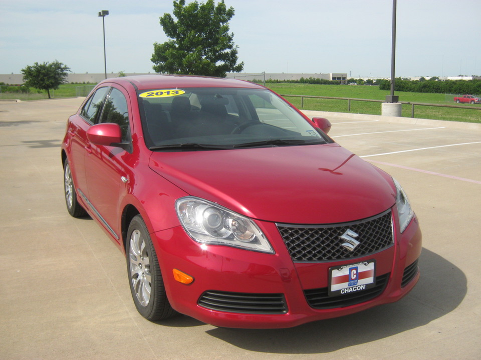 2013 Suzuki Kizashi SE