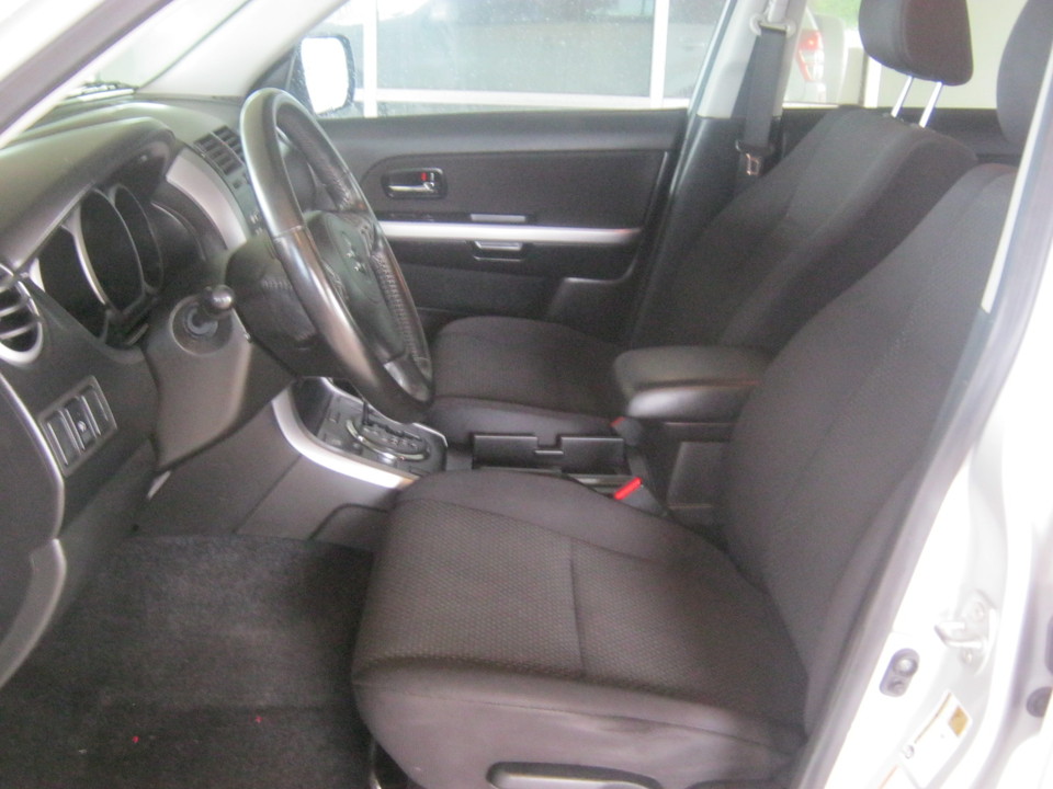 2009 Suzuki Grand Vitara XSport 2.4L 2WD