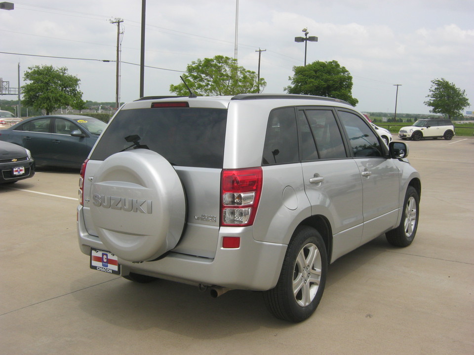 2008 Suzuki Grand Vitara Luxury 2WD