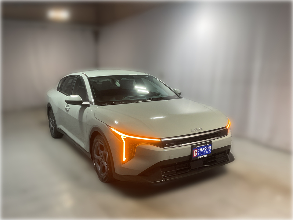 2025 Kia K4 LX